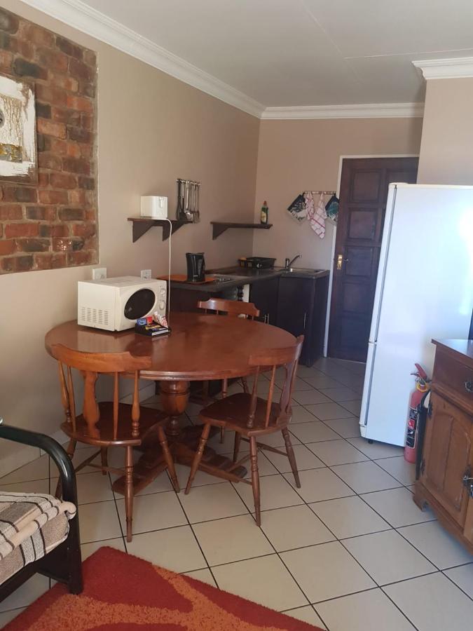 Tsessebe Guesthouse Bloemfontein Exterior foto